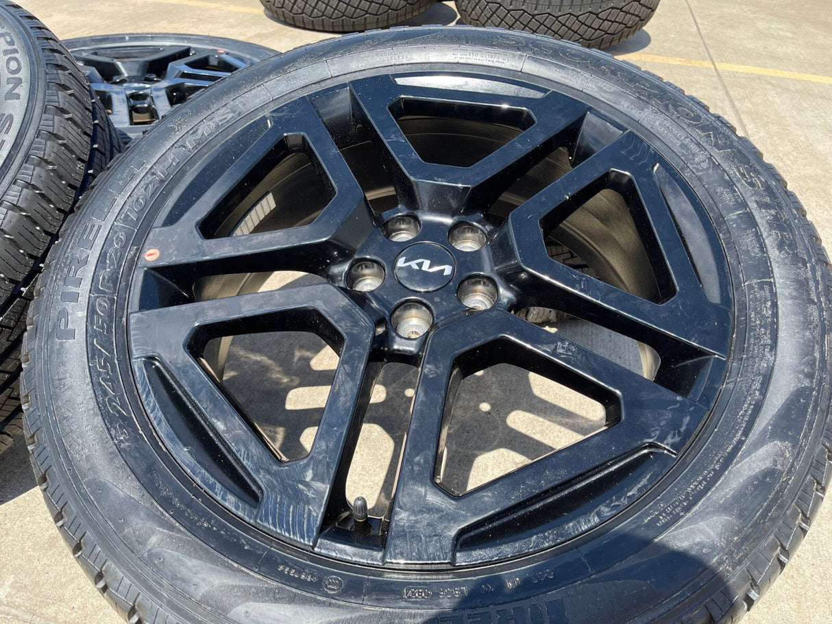 20" Kia Telluride Prestige X-PRO OEM wheels rims 74721 Sedona 2023 2024 2025 NEW Texas Truck Tire