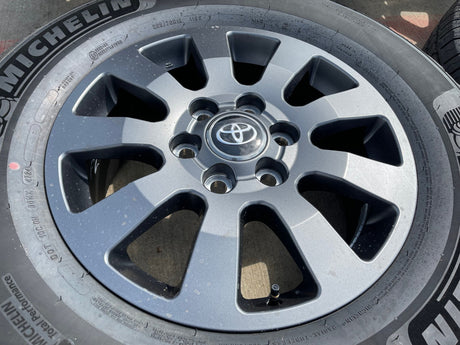 18" Toyota Land Cruiser OEM wheels rims 95952 Tundra Sequoia 2024 2025 2026 NEW Texas Truck Tire
