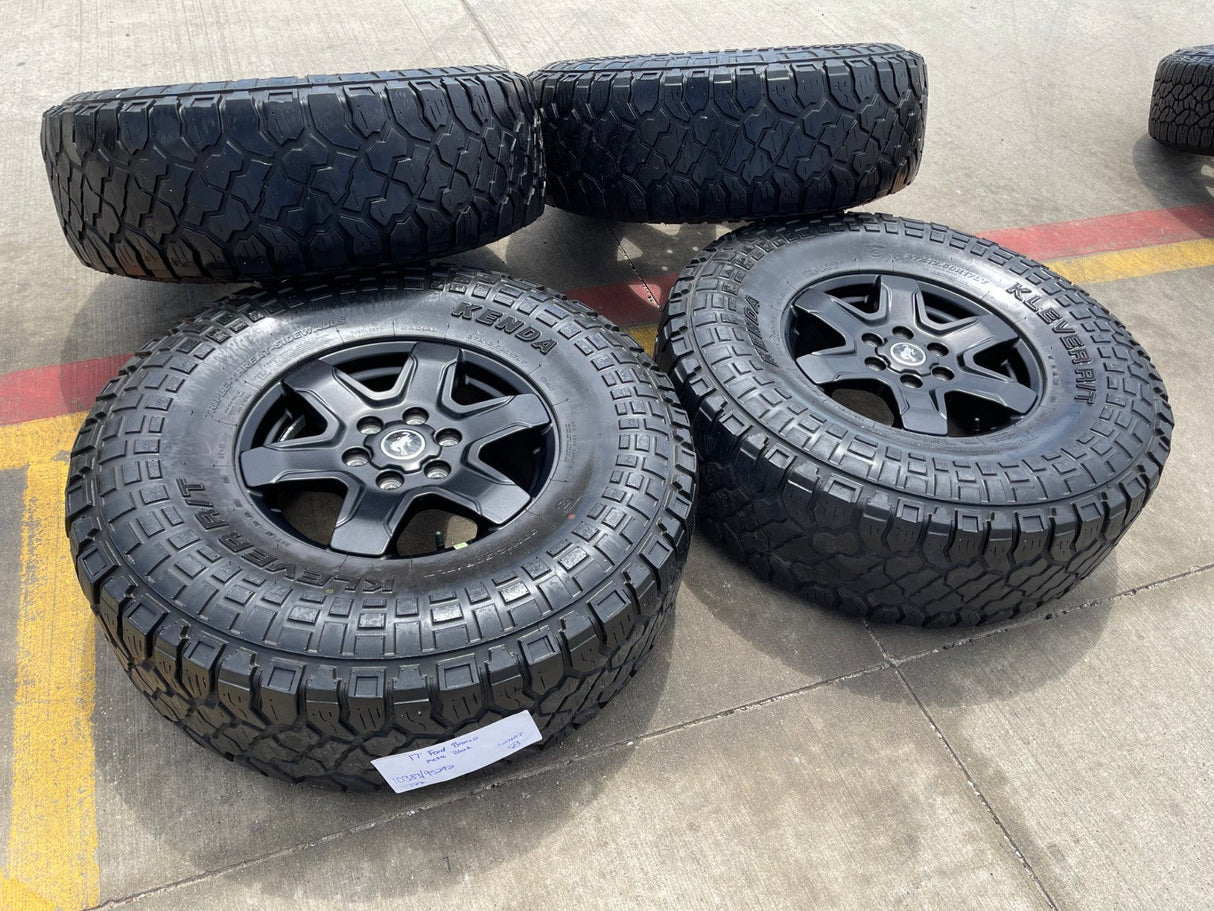 17" Ford Bronco wheels rims 95292 10383 SASQUATCH Ranger tires KENDA 37" Texas Truck Tire