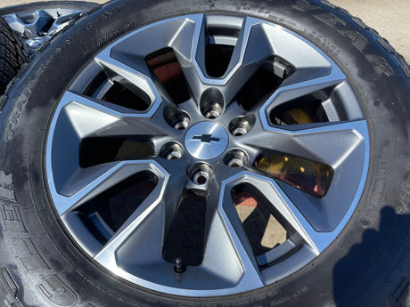20" Chevy Silverado 1500 Tahoe Suburban OEM 5915 5916 wheels rims GOODYEAR Texas Truck Tire