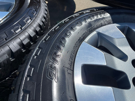 20" GMC Sierra Chevy Silverado 2500 3500 OEM 5960 5947 wheels rims BRIDGESTONE Texas Truck Tire