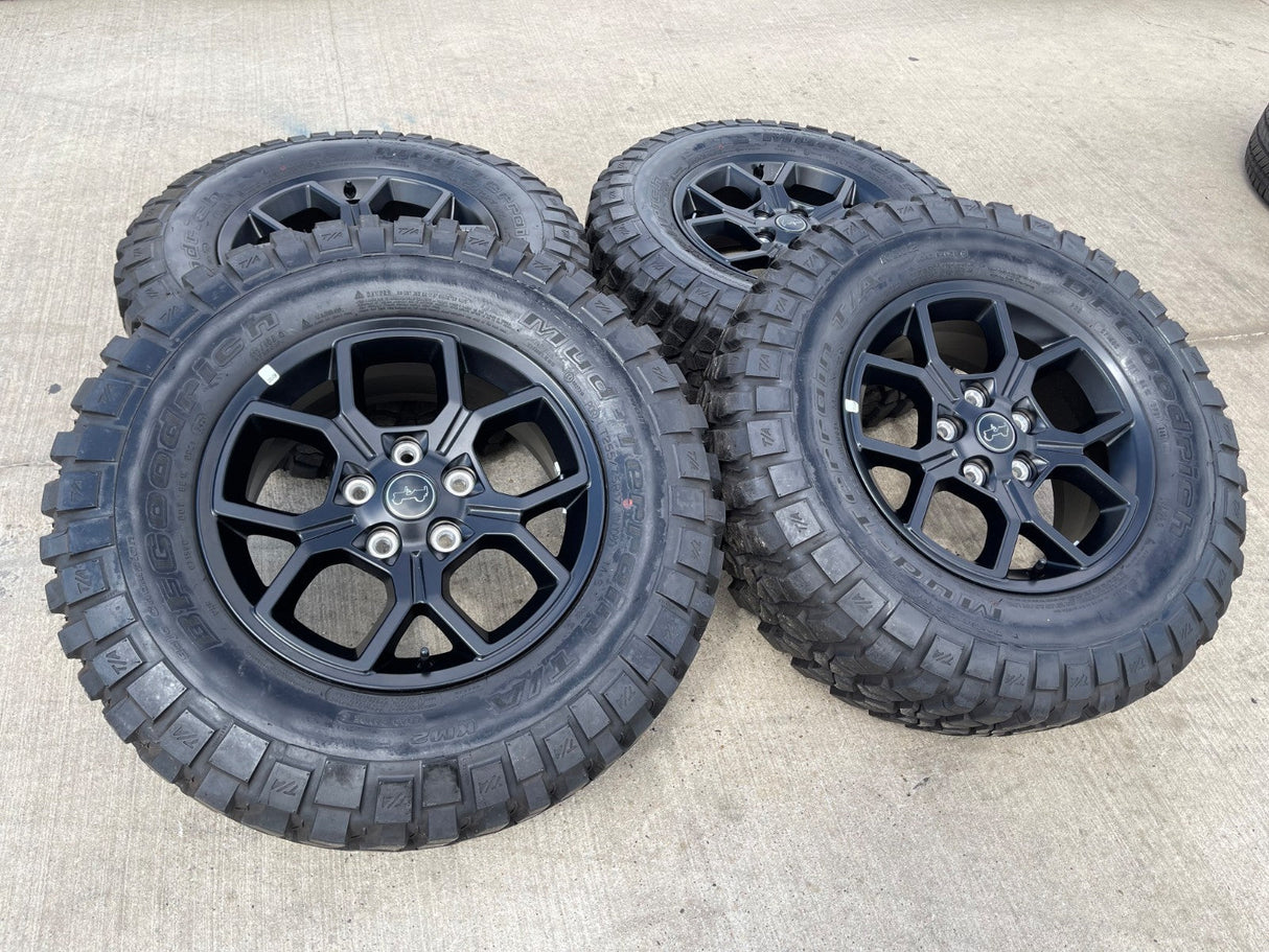 17" Jeep Gladiator OEM wheels rims 9326 95729 Wrangler BFG KM2 Texas Truck Tire