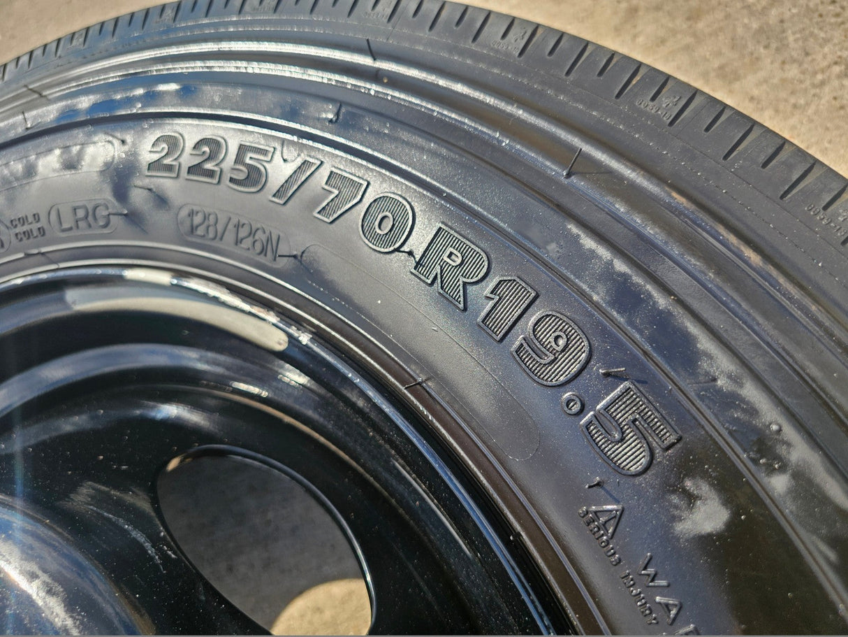 19.5" Ford F-450 F-550 Dually rim RAM 4500 OEM 10x225 spare MICHELIN Texas Truck Tire