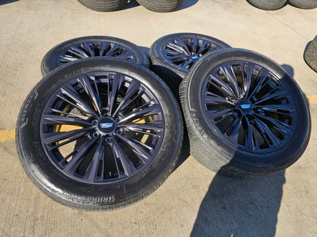 22" Cadillac Escalade V V600 Platinum OEM ORIGINAL wheels rims 2024 2025 2026 Texas Truck Tire