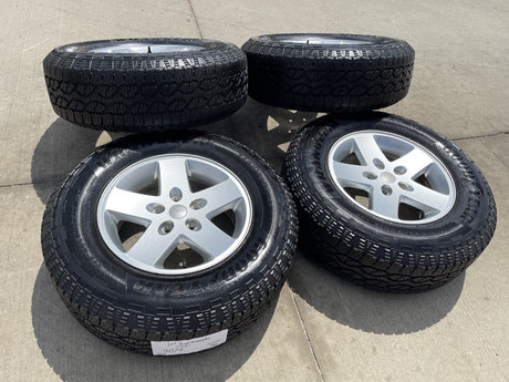 17" Jeep Gladiator OEM wheels rims 9074 Wrangler GOODYEAR TERRITORY A/T NEW Texas Truck Tire