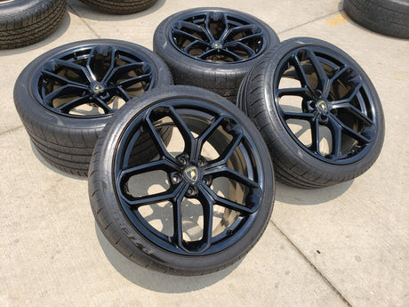 19" Lamborghini Huracan LP580 OEM wheels rims tires OE Kari 2020 2021 2022 2023 Texas Truck Tire