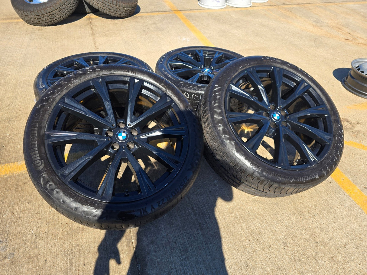 22" BMW X5 X6 X7 OEM 86534 86539 Series wheels rims tires CONTINENTAL Texas Truck Tire