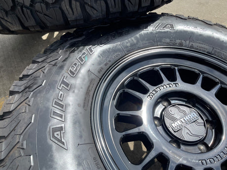 17x8.5 17" Method Racing MR318 Silverado RAM Tacoma wheels rims 6x139 6x5.5 35" Texas Truck Tire