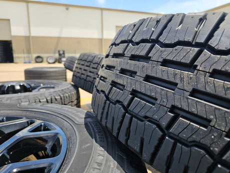 20" Ford F-250 F-350 OEM Lariat wheels rims 10292 tires MICHELIN NEW Texas Truck Tire
