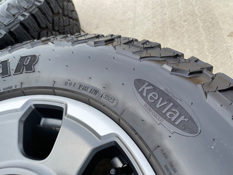 18" Ford F-250 F-350 OEM TREMOR rims wheels 10482 tires 35" DURATRAC R/T Texas Truck Tire
