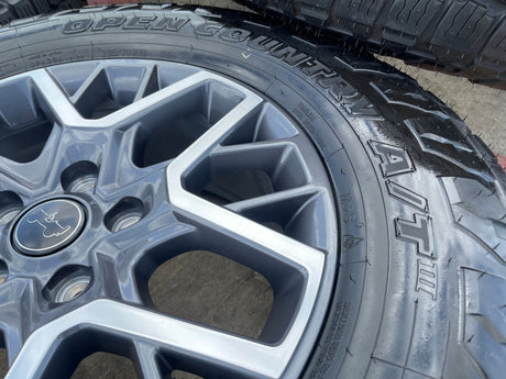 18" Jeep Grand Cherokee OEM 9331 wheels rims Wrangler Gladiator 2024 2025 NEW Texas Truck Tire