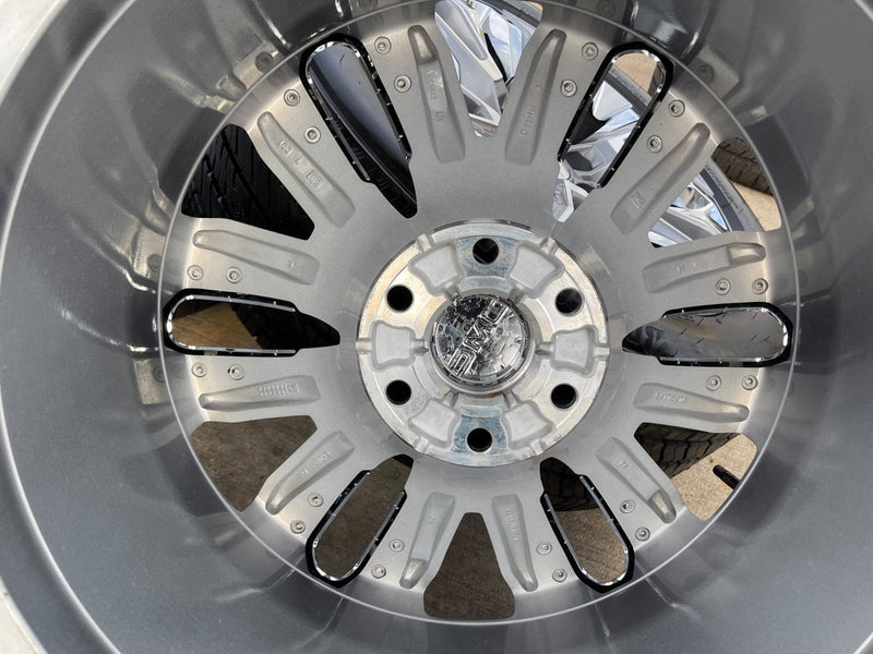 22" GMC Yukon Chevy Tahoe Escalade OEM 95513 14134 wheels rims BRIDGESTONE NEW Texas Truck Tire
