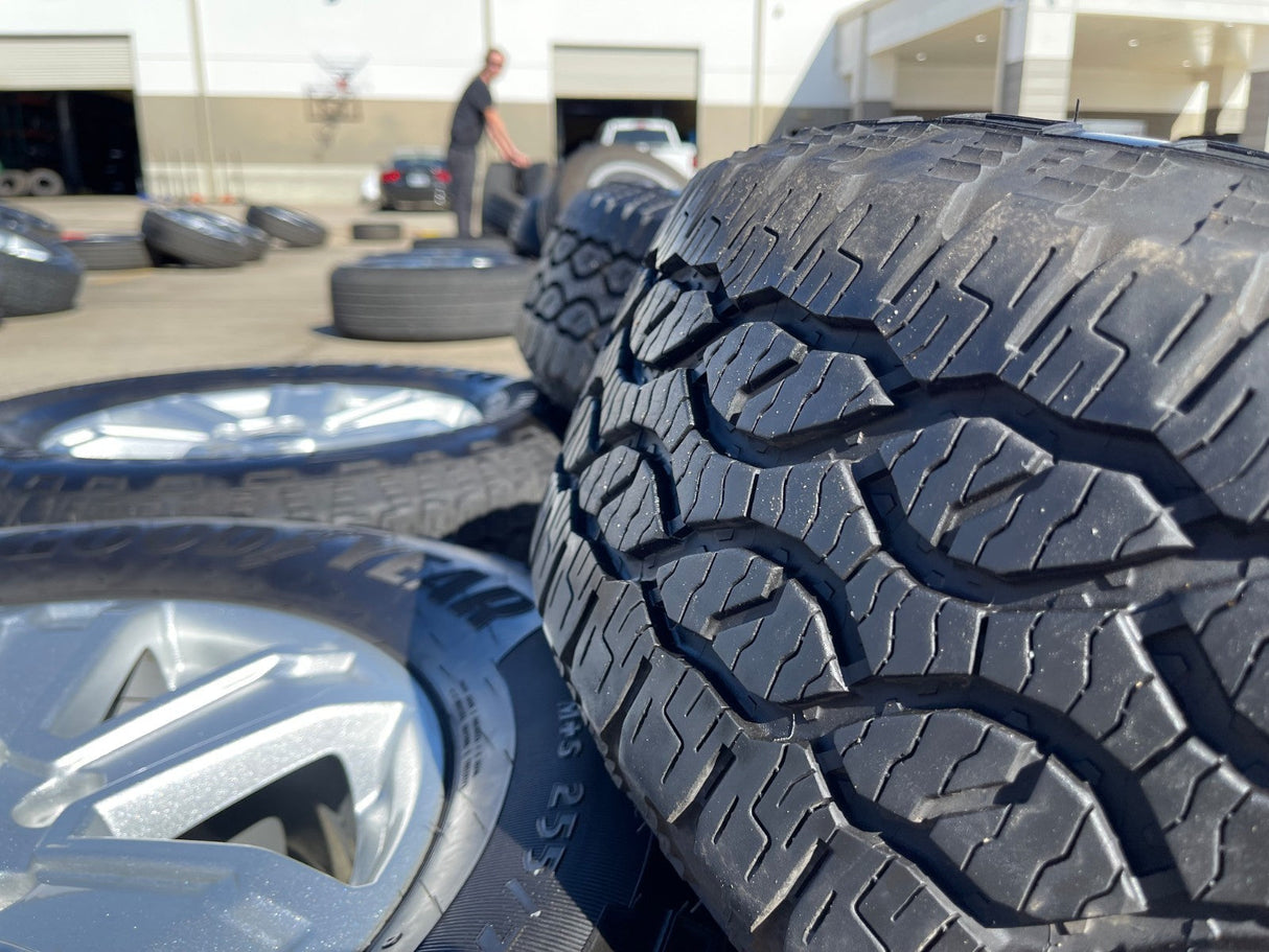 17" Ford Ranger OEM 10587 FX-4 wheels rims tires BRONCO 2024 2025 2026 GOODYEAR Texas Truck Tire