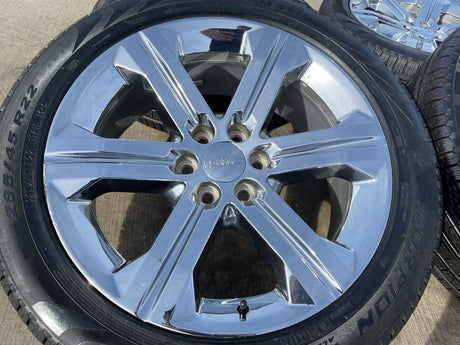 22" GMC Yukon DENALI OEM wheels rims 5667 tires Sierra CHROME PIRELLI Texas Truck Tire