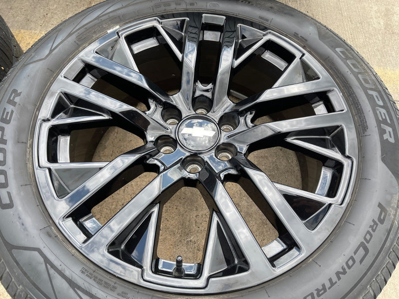 22" GMC Yukon Sierra OEM Chevy Silverado Tahoe 5903 wheels rims 2023 2024 2025 Texas Truck Tire