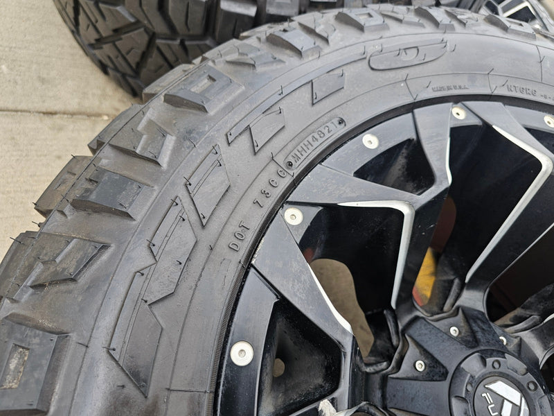 20x12 Fuel D546 Assault Chevy Silverado Ford F-150 RAM wheels rims 6x139 6x135 Texas Truck Tire
