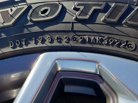 20" GMC Sierra Yukon AT4 Tahoe Silverado OEM 95369 wheels rims TOYO 34" Texas Truck Tire
