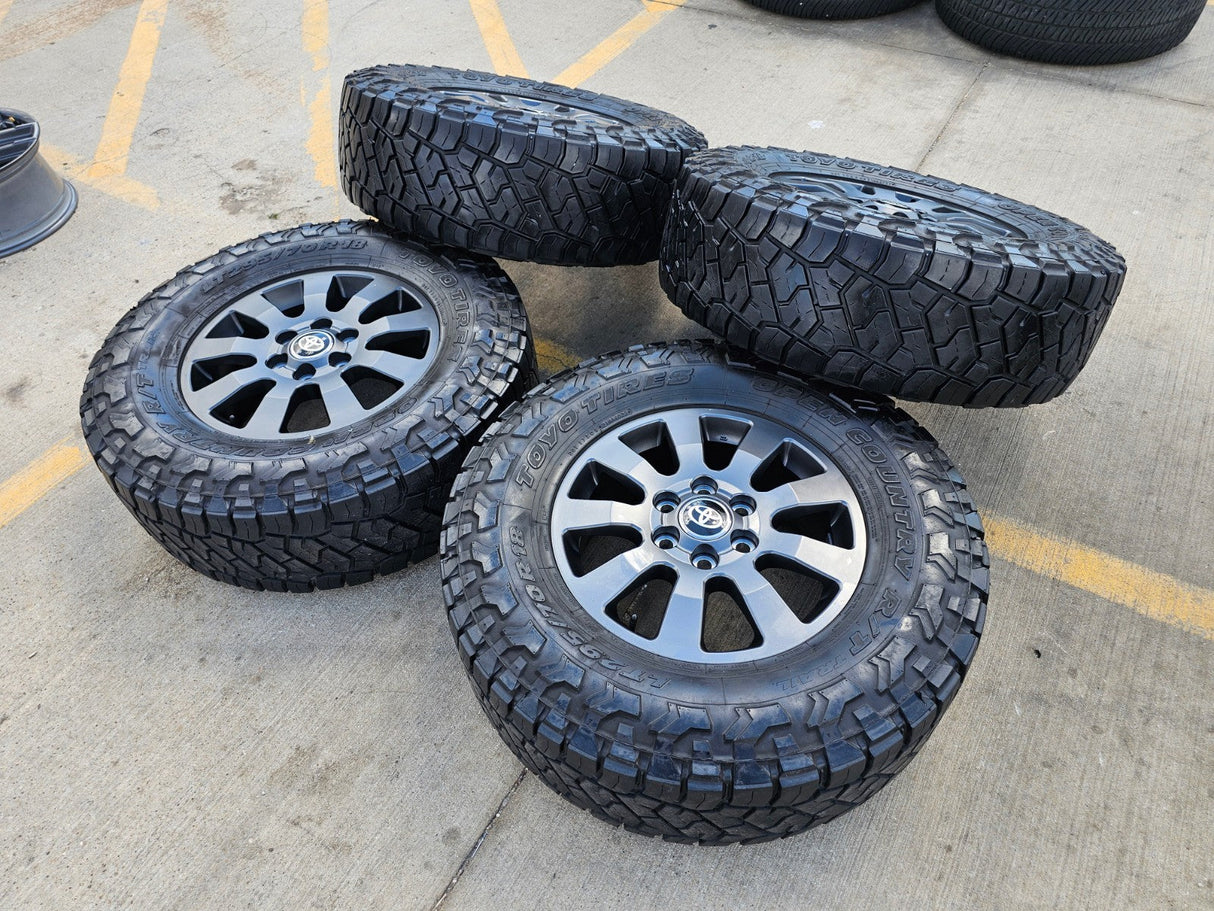 18" Toyota Land Cruiser OEM TRD wheels rims 95952 Tundra Sequoia TOYO R/T Texas Truck Tire