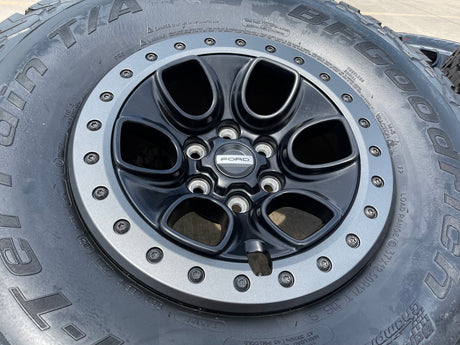 17" Ford F-150 Raptor OEM BEADLOCK rims wheels 10459 95210 BFG KO2 37" tires NEW Texas Truck Tire