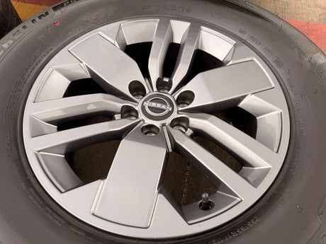 17" Nissan Frontier OEM PRO-4X Edition wheels rims MICHELIN NEW 2026 Texas Truck Tire