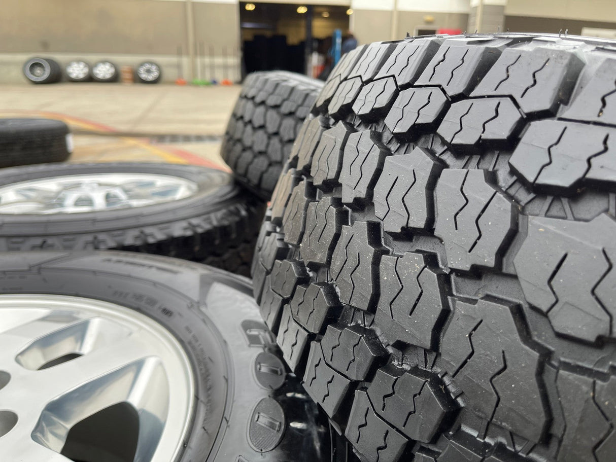 18" Chevy Silverado GMC Sierra 2500 3500 OEM 5502 wheels rims tires GOODYEAR Texas Truck Tire