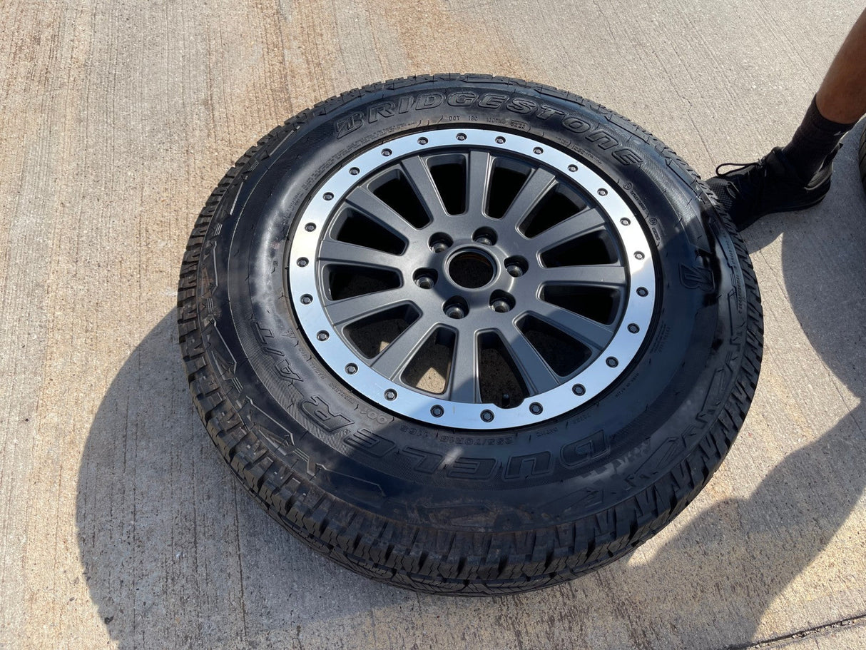 (1) 18" INEOS Grenadier OEM wheel rim beadlock 2023 2024 2025 2026 NEW A/T Texas Truck Tire