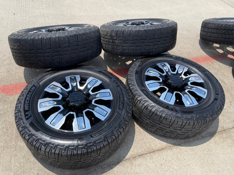 20" GMC Sierra 2500 3500 OEM wheels rims 5958 14138 tires MICHELIN DEFENDER Texas Truck Tire