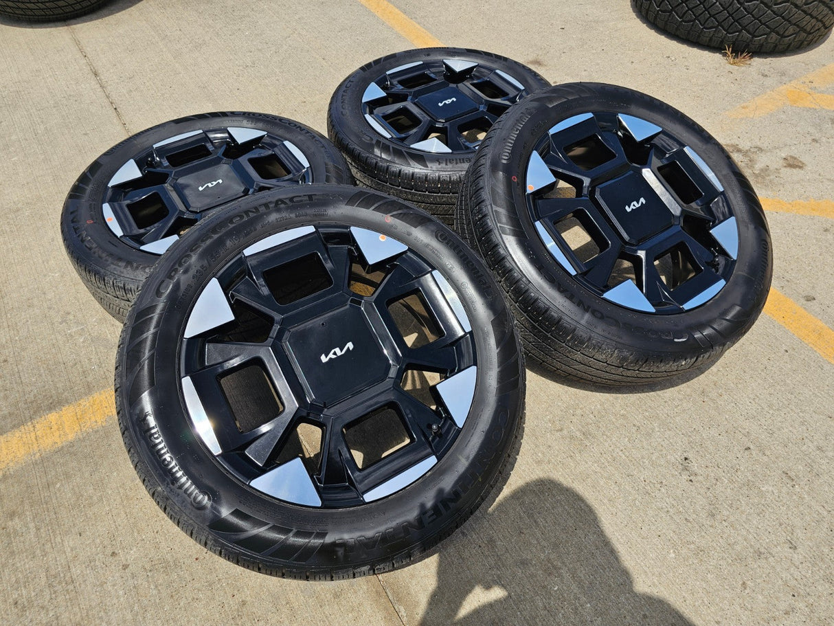 19" Kia Carnival Sorento OEM wheels rims Sonata Stinger K4 K5 2025 2026 2027 NEW Texas Truck Tire