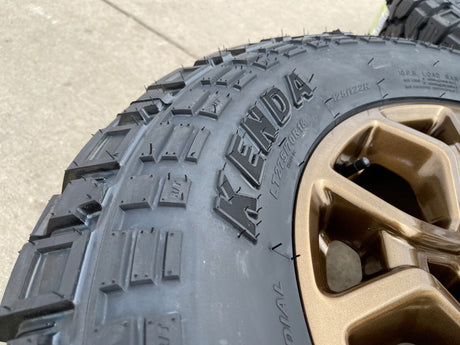 18" Ford F-150 OEM rims wheels 95049 10340 BRONZE Expedition KENDA R/T 33" NEW Texas Truck Tire