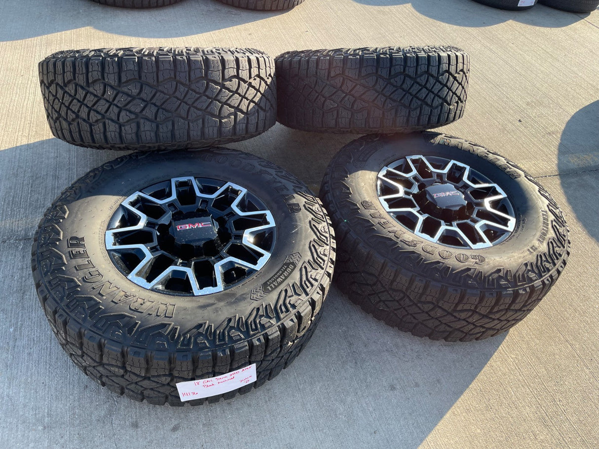 18" GMC Sierra AT4X Chevy Trail Boss 2500 OEM 14136 wheels rims GOODYEAR 35" Texas Truck Tire