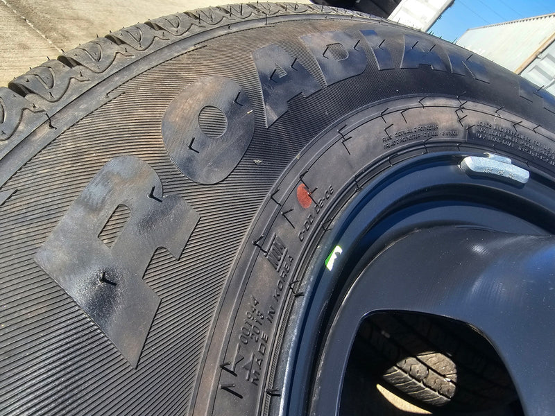 17" Dodge Ram 3500 Dually Laramie 8x200 wheels rims OEM 2703 2704 NEXEN Texas Truck Tire