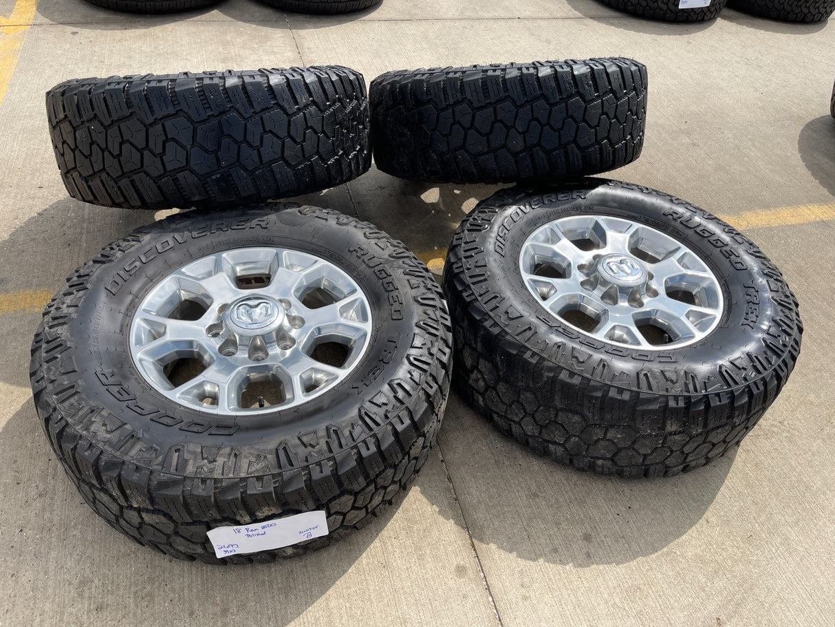 18" Ram 2500 3500 Laramie Power Wagon OEM wheels rims 2693 tires COOPER 35" Texas Truck Tire