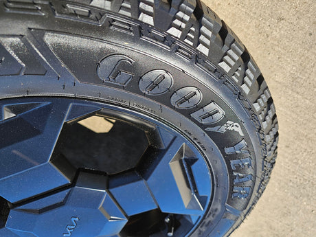 17" Kia Sorento X-PRO OEM wheels rims tires Telluride Sedona 2025 2026 tires NEW Texas Truck Tire