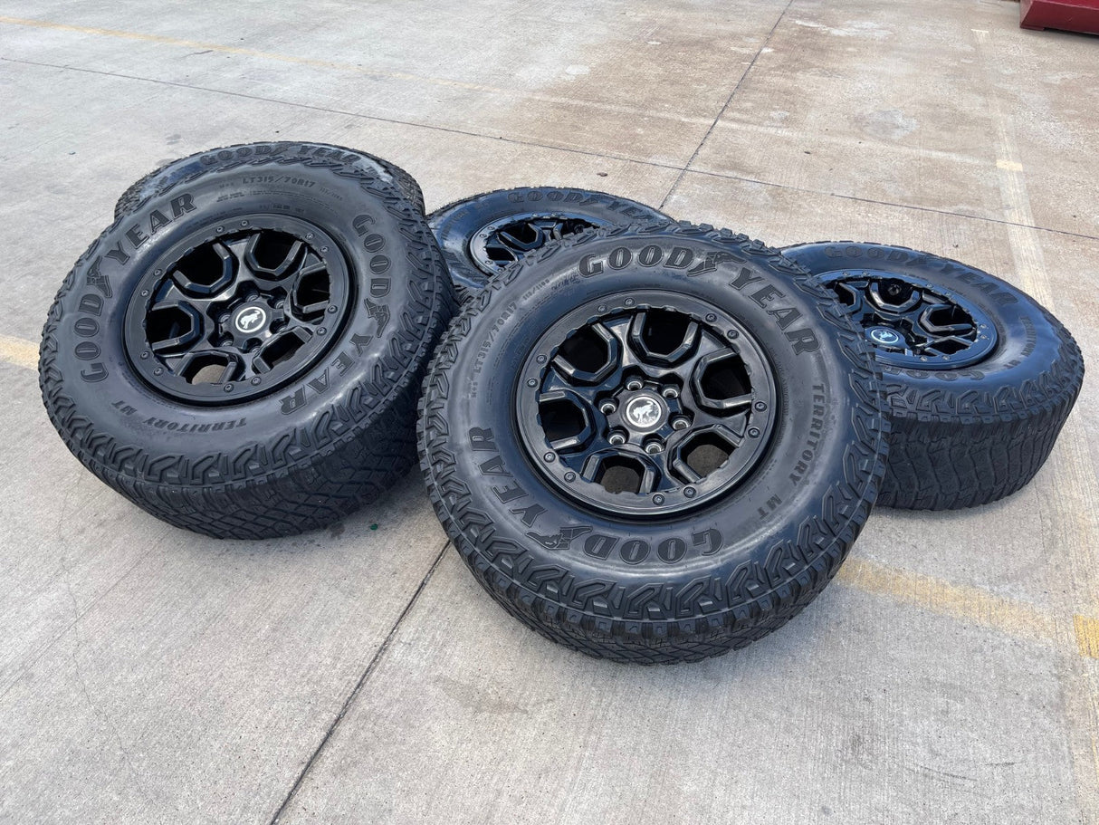 17" Ford Bronco SASQUATCH wheels rims BEADLOCK 10388 Ranger Texas Truck Tire
