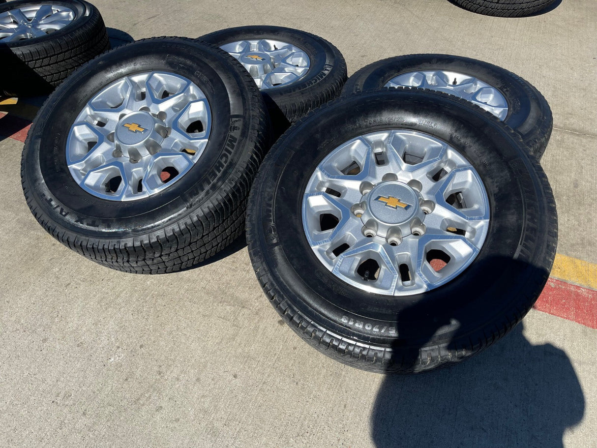 18" Chevy Silverado 2500 3500 OEM 5959 wheels rims 2021 2022 2023 2024 2025 Texas Truck Tire