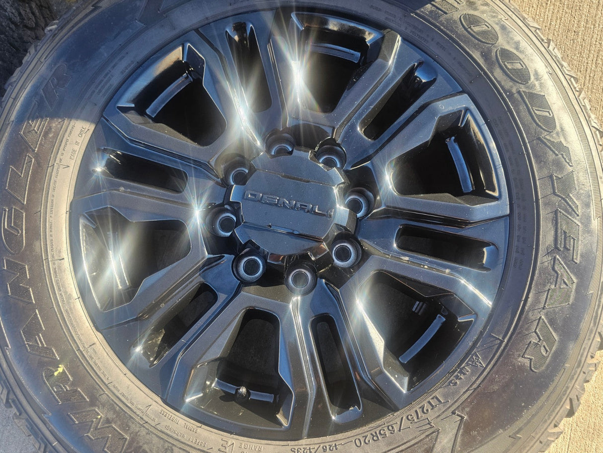 20" GMC Sierra Chevy 2500 OEM 5957 BLACK DIAMOND wheels rims 2024 2025 GOODYEAR Texas Truck Tire