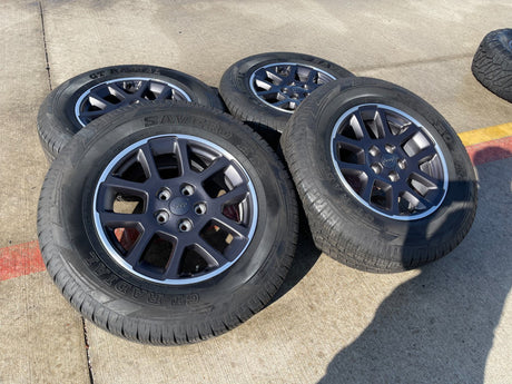 18" Jeep Gladiator Overland OEM wheels rims Wrangler 9241 96494 tires Texas Truck Tire
