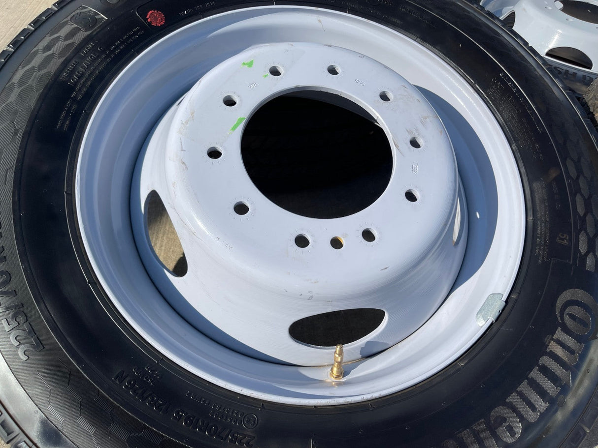 19.5" Ford F-450 Dually F-550 rims wheels RAM 4500 OEM 10x225 CONTINENTAL NEW Texas Truck Tire