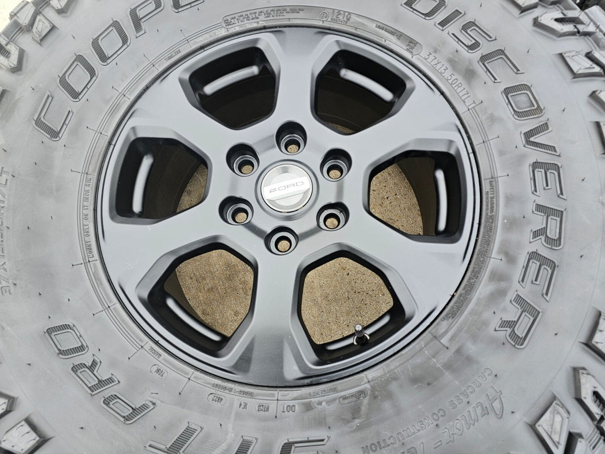 17" Ford Bronco SASQUACH wheels rims 10384 OEM Ranger COOPER STT PRO 37" Texas Truck Tire