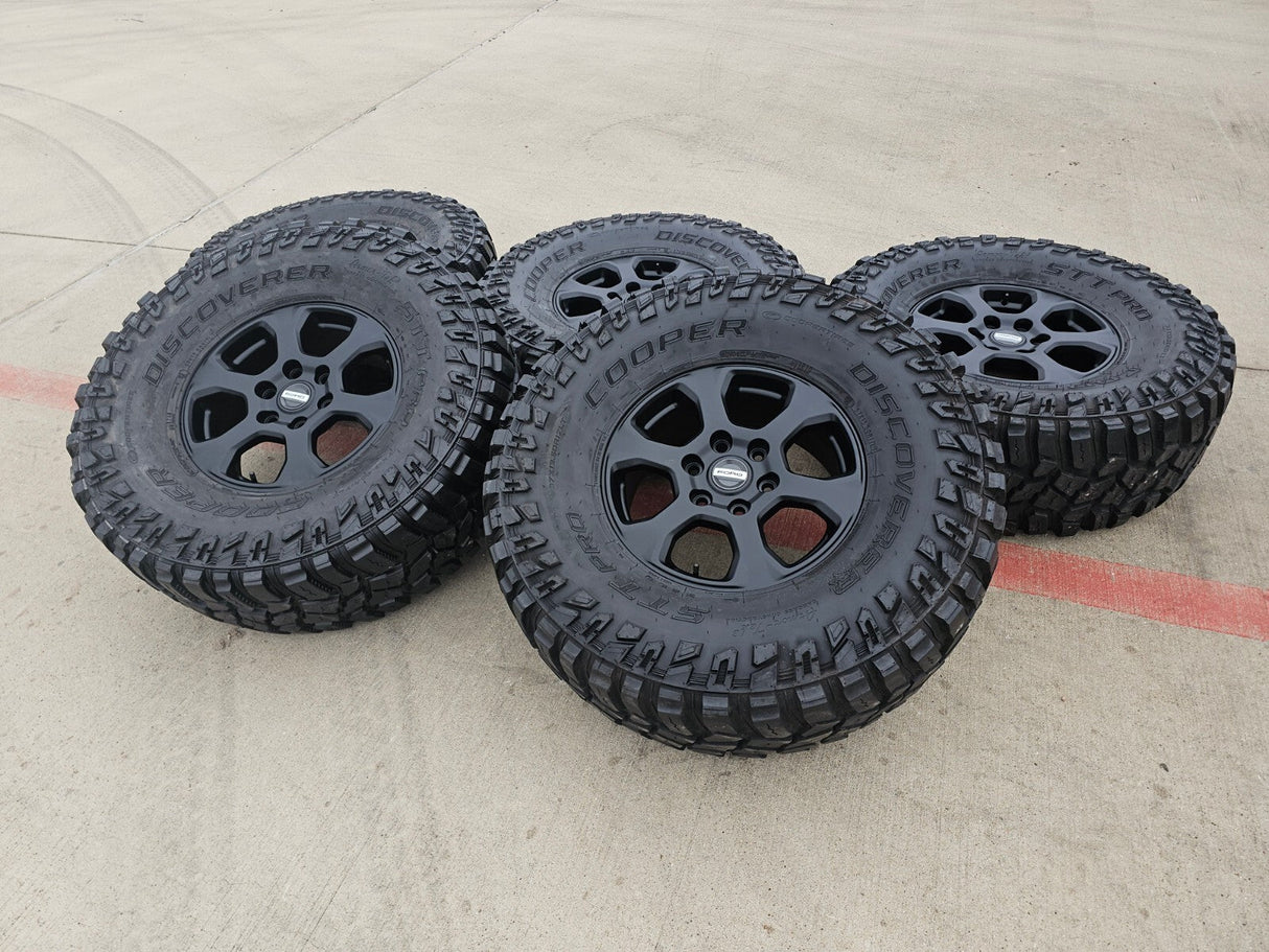 17" Ford Bronco SASQUACH wheels rims 10384 OEM Ranger COOPER STT PRO 37" Texas Truck Tire