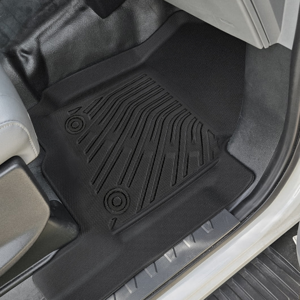 Trucktok 2004-2008 Ford F150 SuperCrew Cab All-Weather TPE Floor Mats TruckTok