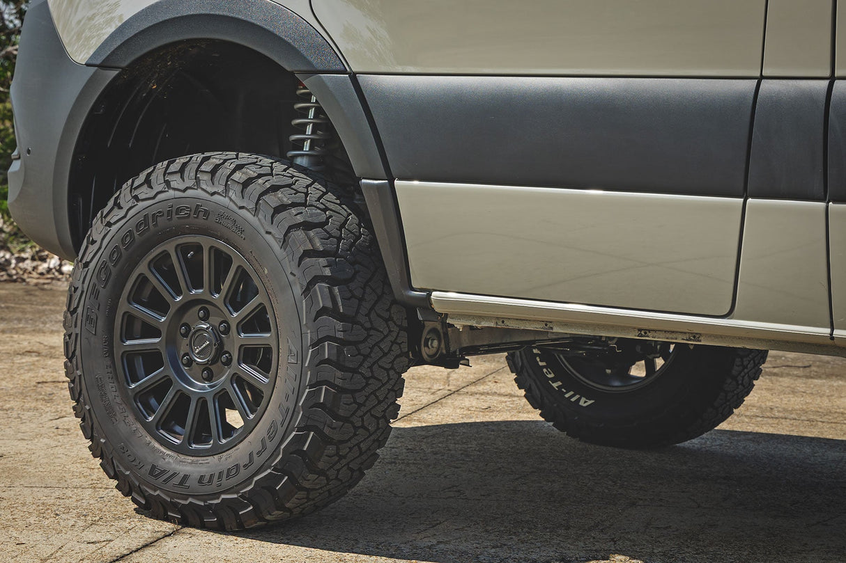 Rough Country Tire Clearance Kit for Mercedes-Benz Sprinter 2500/3500 (19-25)