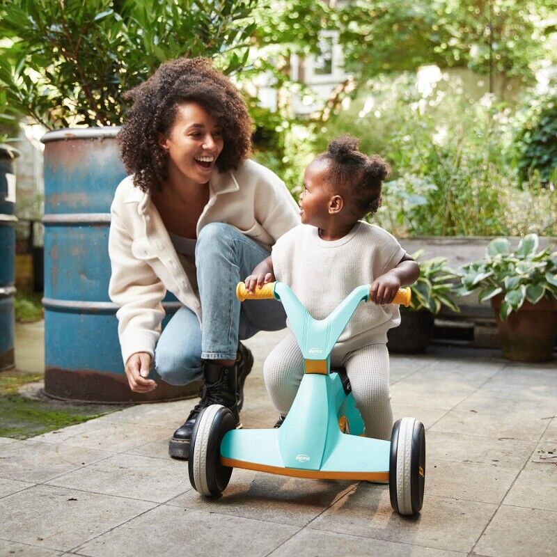 Turquoise Rider GO Twirl: Fun Game for Children 10m+ by BERG