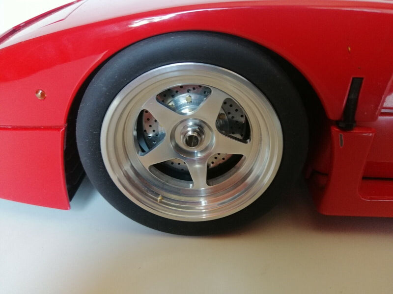 Upgrade Your Ferrari F40 LM with High-Performance Rubber Slick Tires - 1/8 Scale