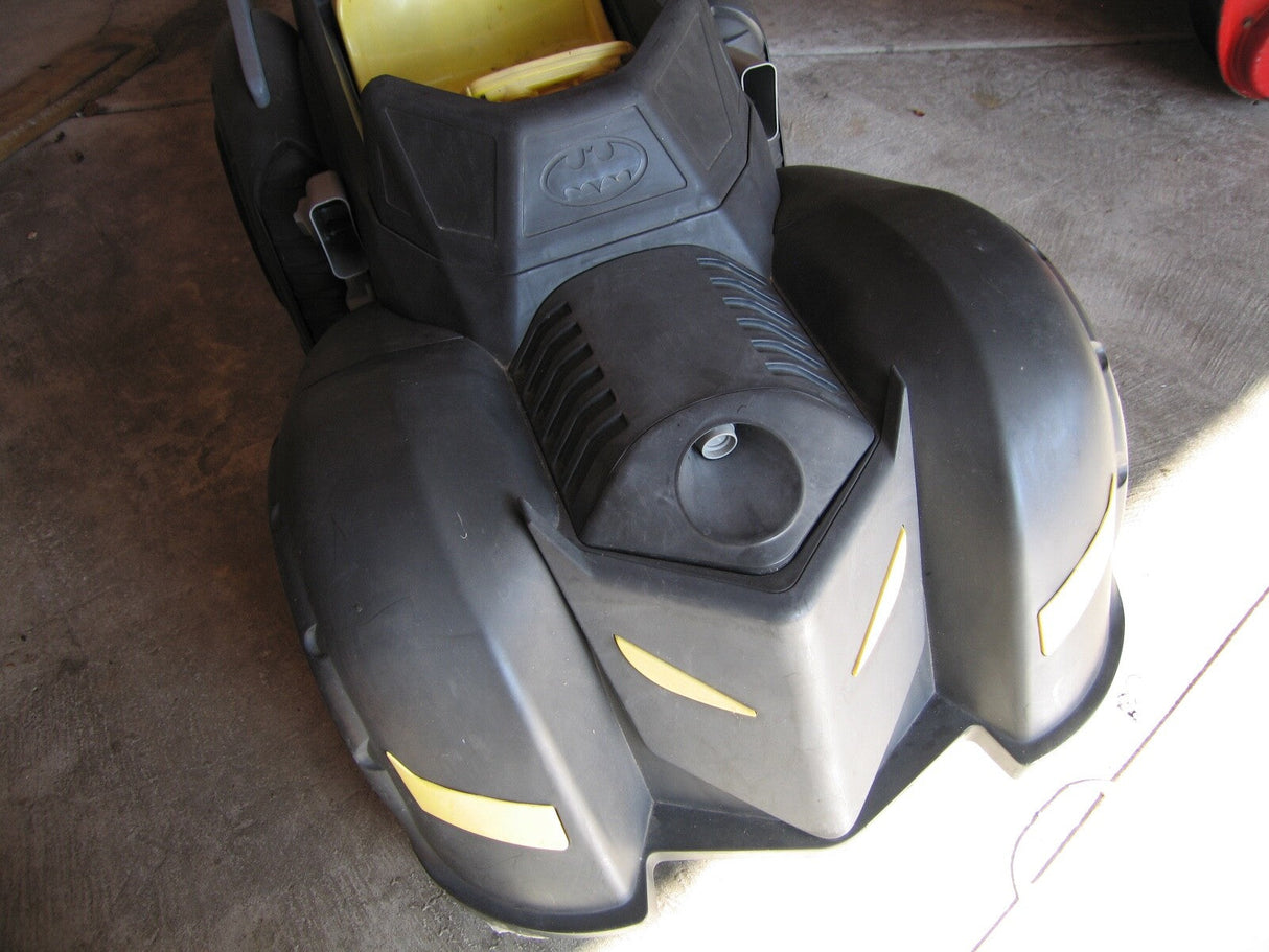 6V Battery-Powered Kids Ride-On Car Bat-Man Style with Cool Black Fins