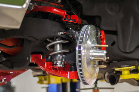 Moyeux et roulements de conversion de frein avant UMI Performance 78-88 GM G-Body C5/C6