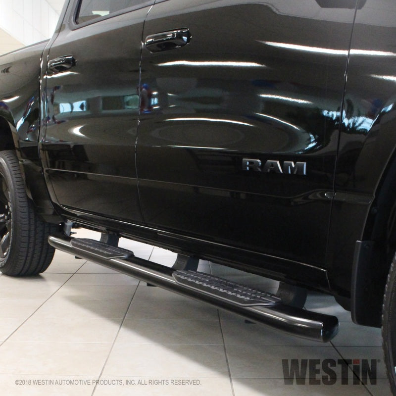 Marchepieds ovales Nerf PRO TRAXX 5 pour Westin 2019 Ram 1500 Crew Cab (sauf Ram 1500 Classic 2019) - Noir