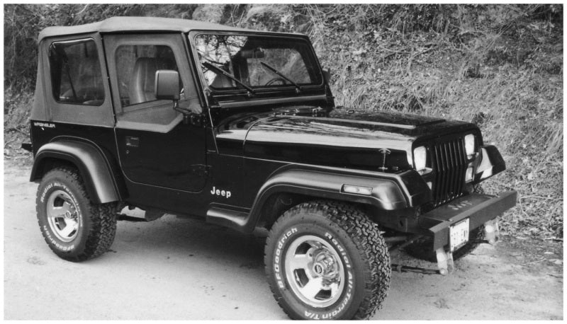 Bushwacker 87-95 Jeep Wrangler Extend-A-Fender Style Flares 4 pièces, exclut Renegade - Noir