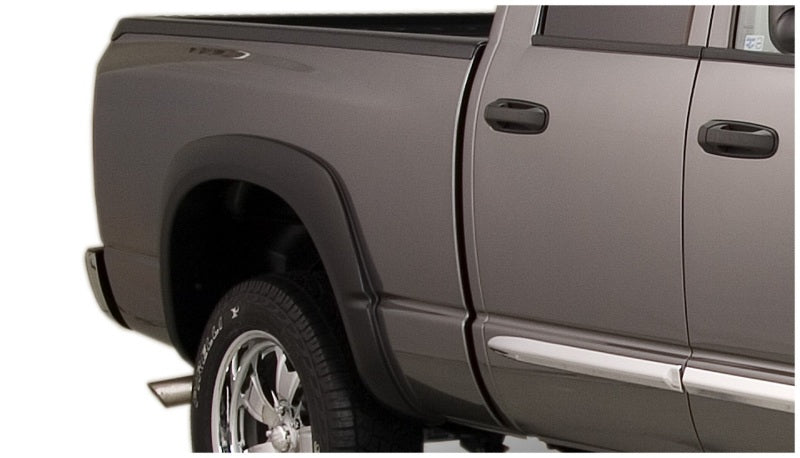 Bushwacker 02-05 Dodge Ram 1500 Fleetside OE Style Flares 4pc 75.9/76.3/97.9in Bed - Noir