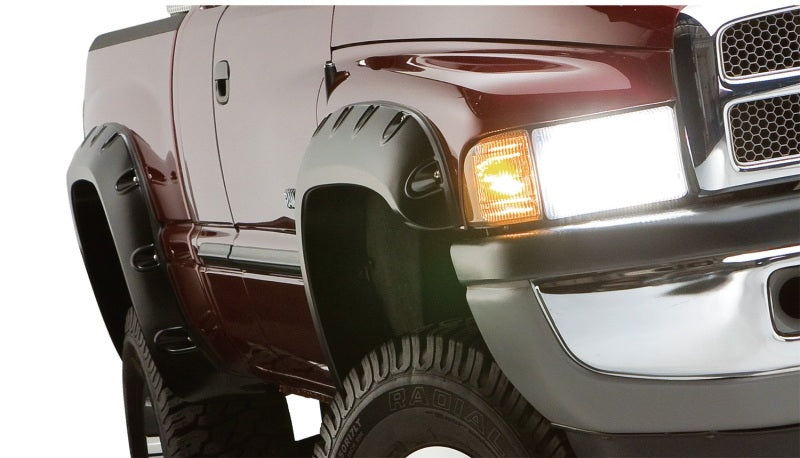 Bushwacker 94-01 Dodge Ram 1500 Fleetside Pocket Style Flares 4 pièces 78,0/96,0 po - Noir